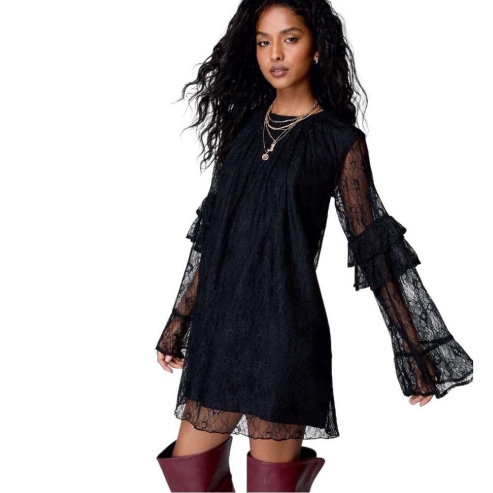 Lace Ruffle Fluted Sleeves Tunic Mini Dress size 2